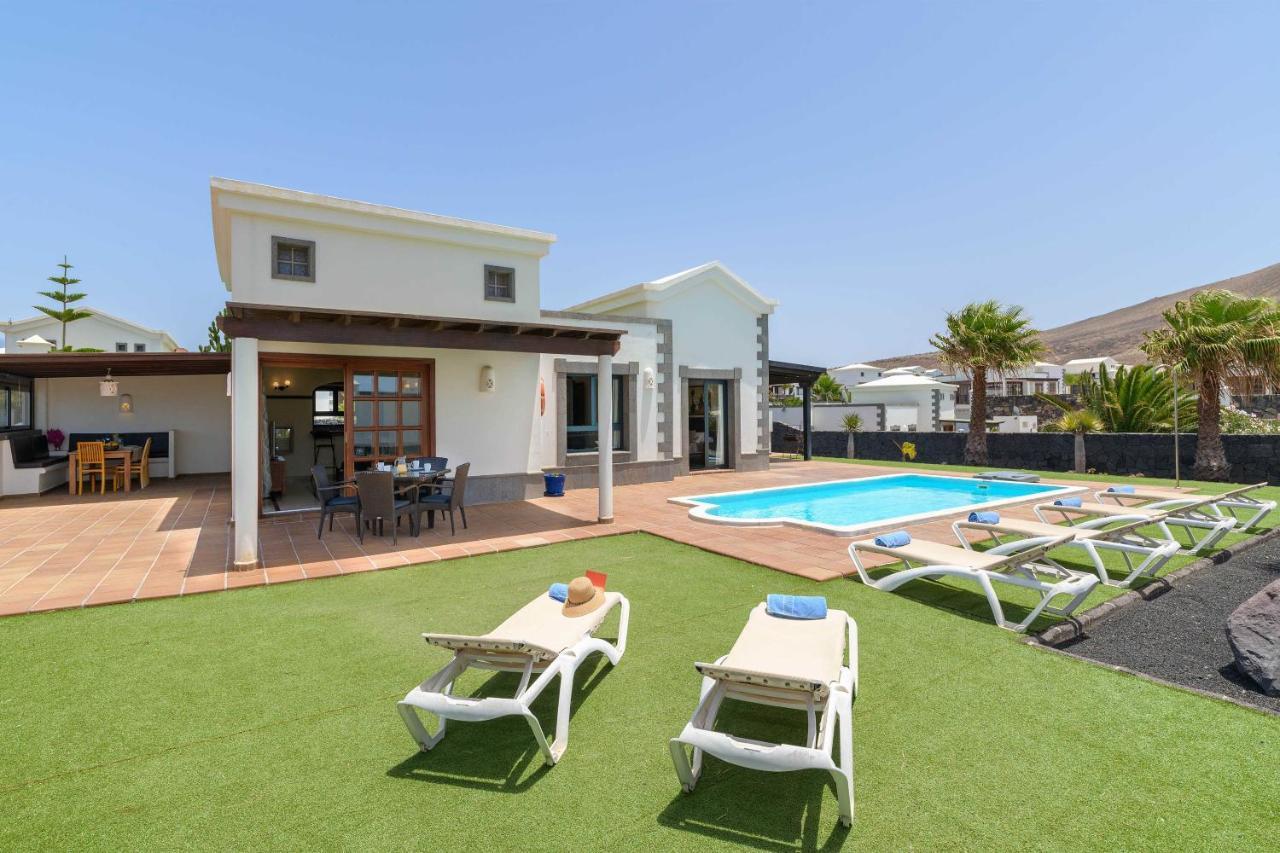 Villa Los Dragos Playa Blanca  Exterior foto