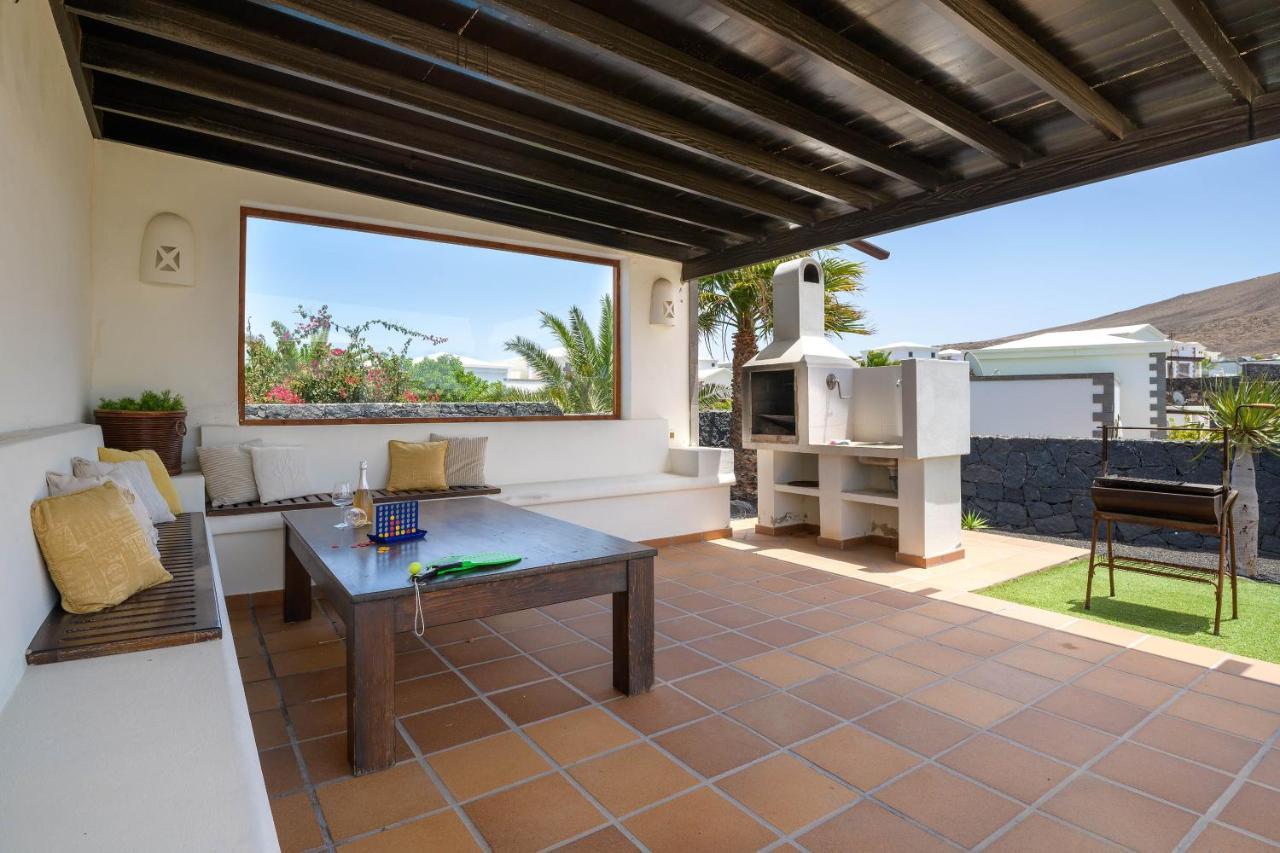 Villa Los Dragos Playa Blanca  Exterior foto